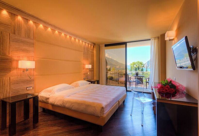 Garda Suite Hotel   Tonellihotels