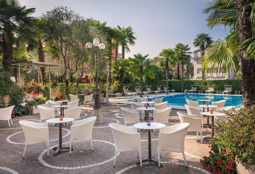 Garda Suite Hotel   Tonellihotels