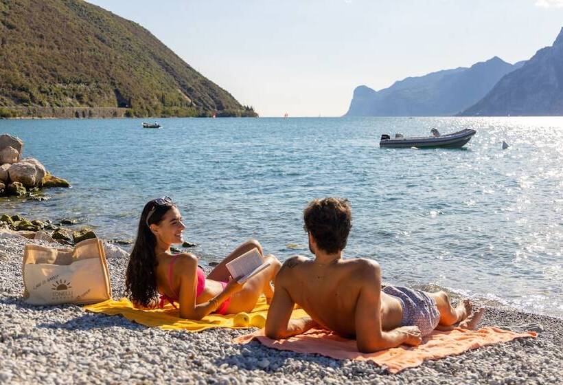 Garda Suite Hotel   Tonellihotels