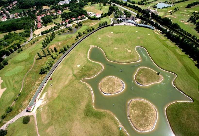 Golf Hotel De Mont Griffon