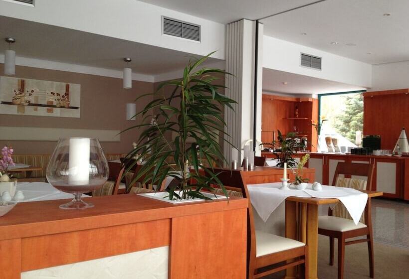 Gut Hotel Pommernhotel Barth