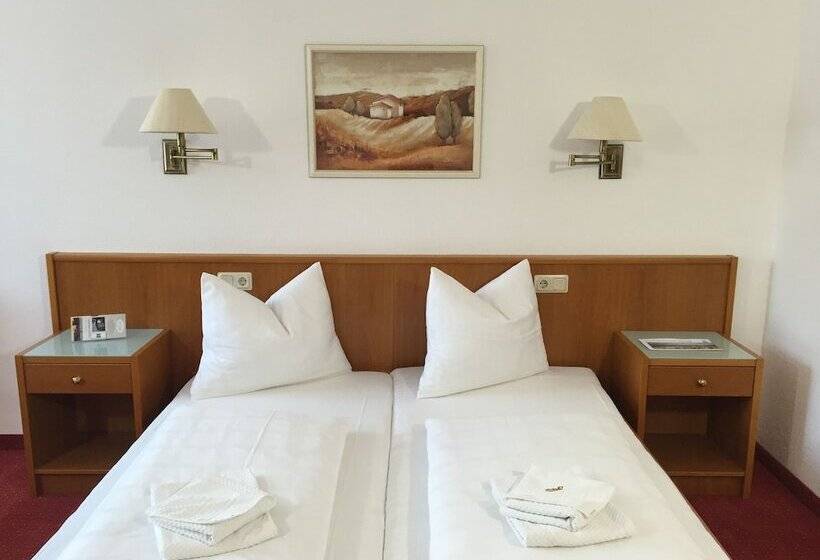 Gut Hotel Pommernhotel Barth