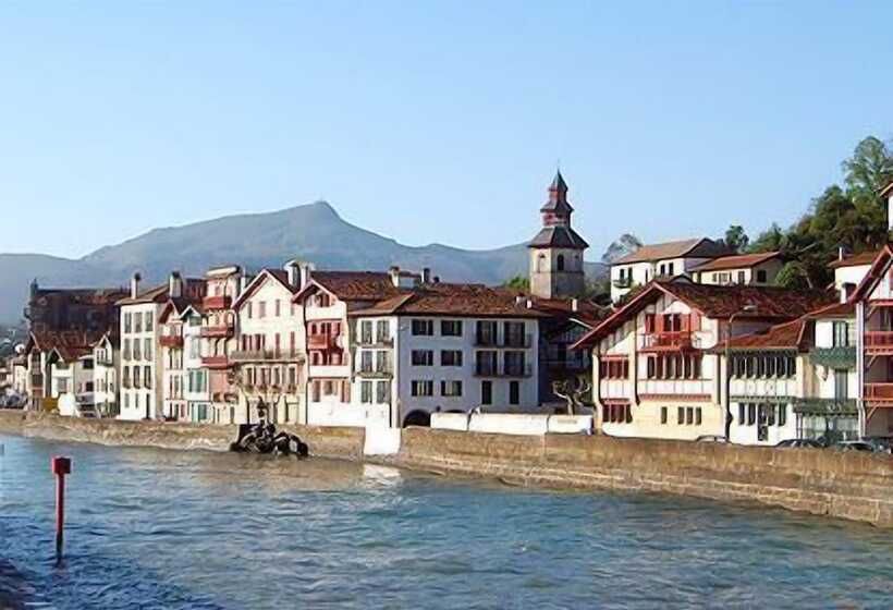 בית מלון כפרי Agur Deneri