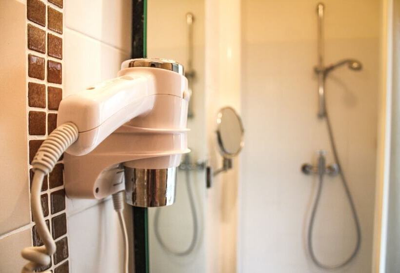 בית מלון כפרי Agur Deneri