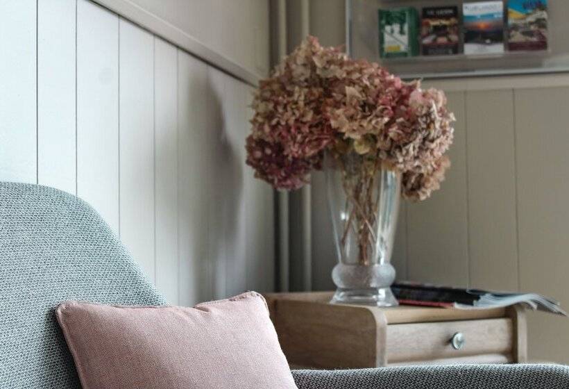 בית מלון כפרי Agur Deneri