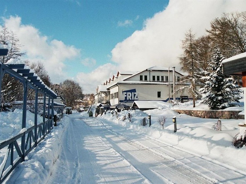 ホテル Aktivim Friz