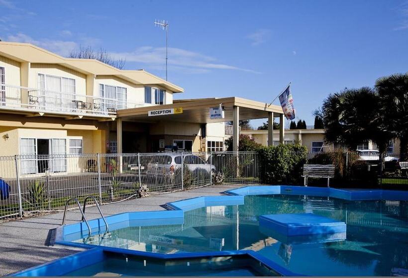 בית מלון כפרי Apple Motor Inn