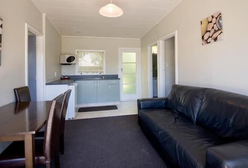 בית מלון כפרי Apple Motor Inn