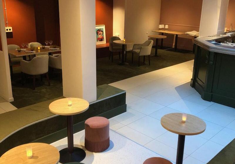 Отель Artyster Le Mans