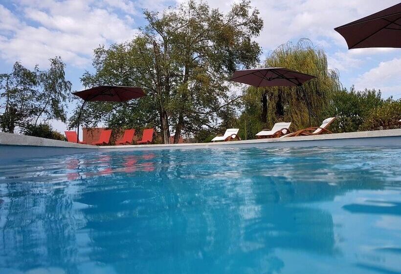 Отель Au Soleil d'Or