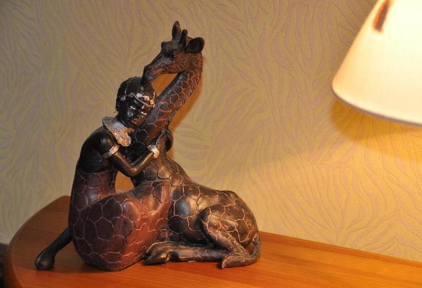 호텔 Authentic By Balladins, Hôtel Le Carré D Aix