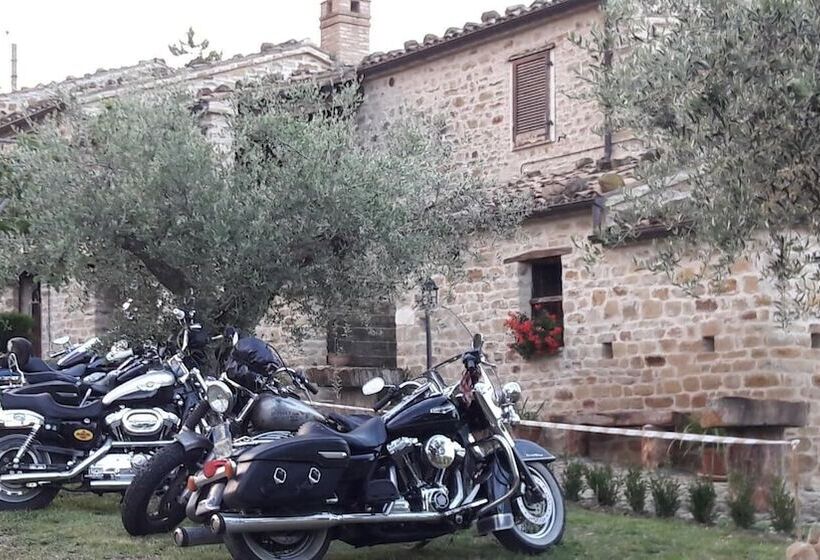 فندق Azienda Agrituristica Colle San Giorgio