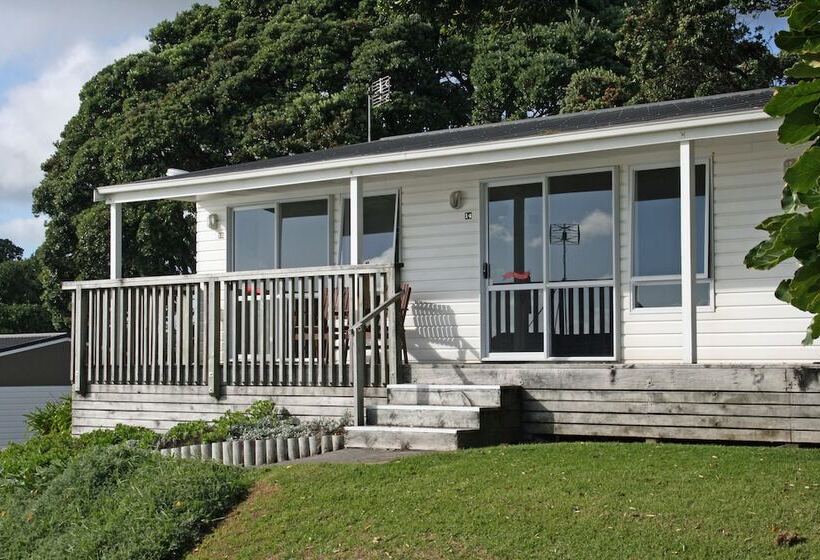 בית מלון כפרי Belt Road Seaside Holiday Park