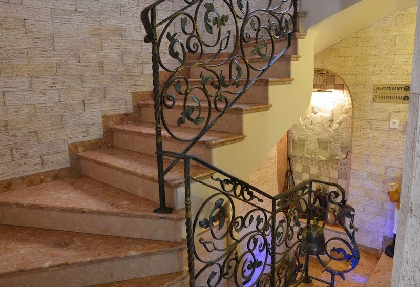 Boutique Hotel Boris Palace & Restaurant