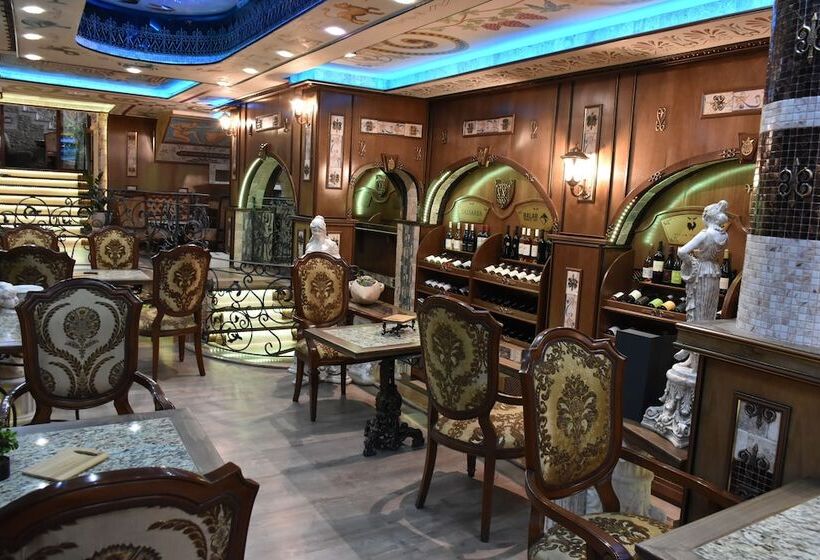 Boutique Hotel Boris Palace & Restaurant