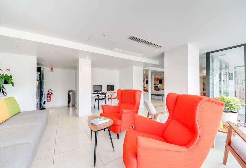 Brit Hotel Porte D Espagne