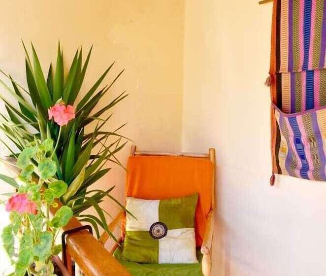 Отель Casona Les Pleiades