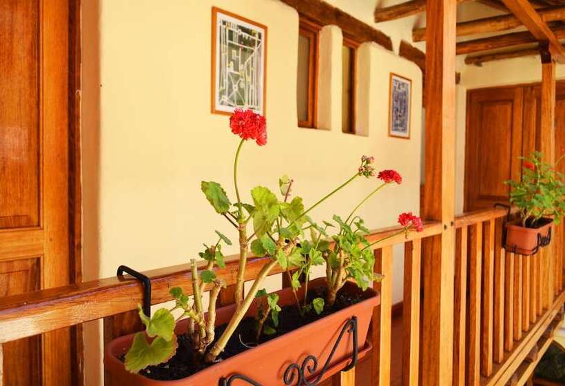 Отель Casona Les Pleiades