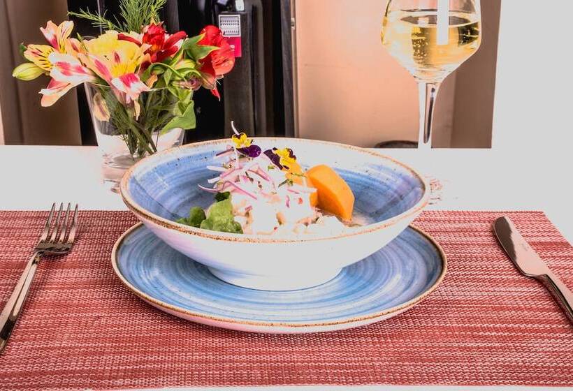 Отель Casona Les Pleiades