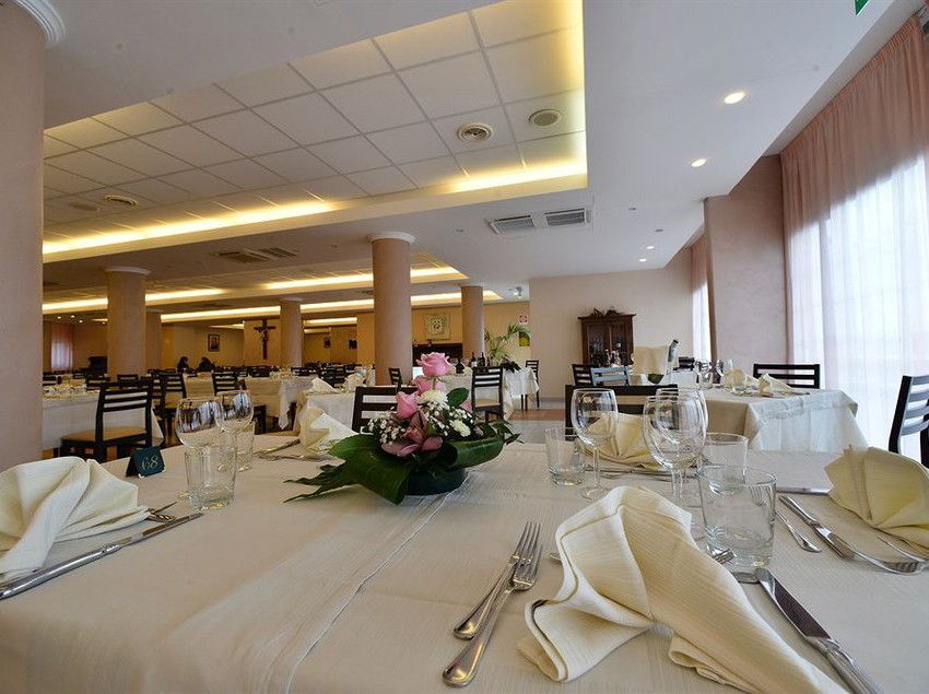 Отель Approdo Domus Francescana