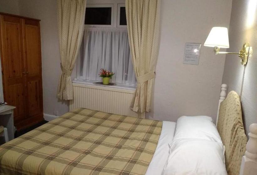 בית מלון כפרי Chadwick House