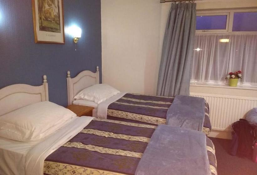 בית מלון כפרי Chadwick House