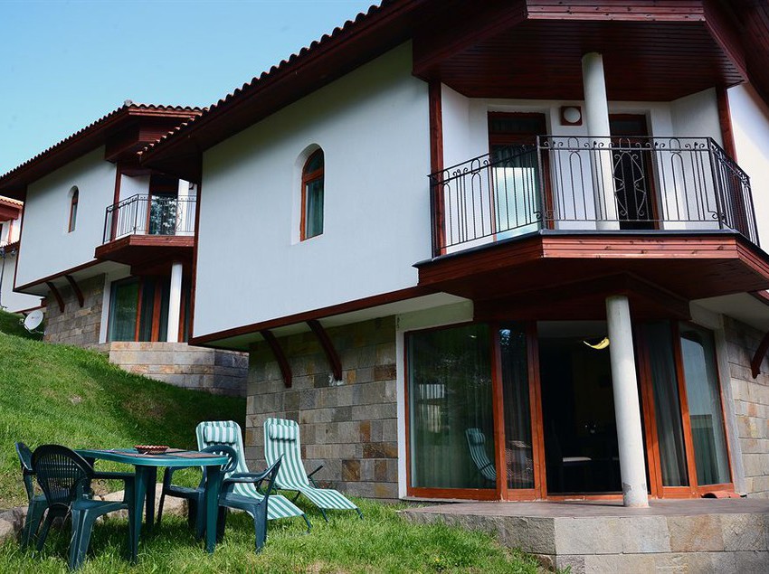 Chalets At Pamporovo Village