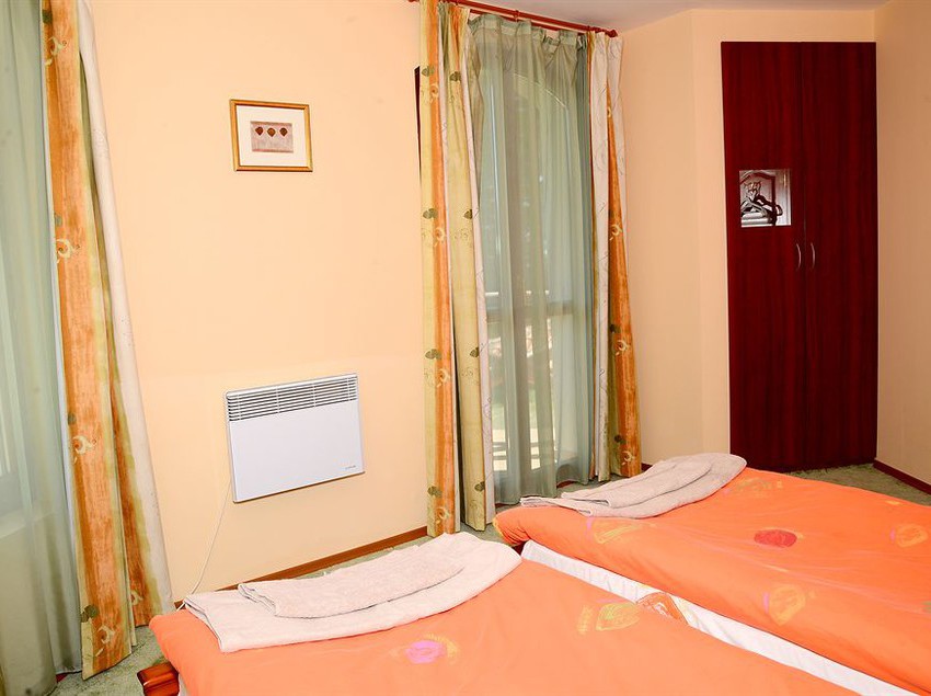 Chalets At Pamporovo Village