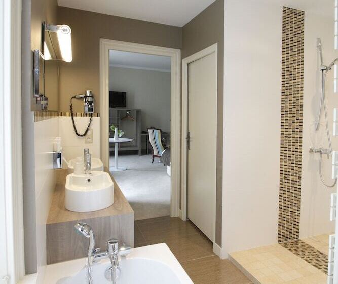 Отель Château De La Barbinière