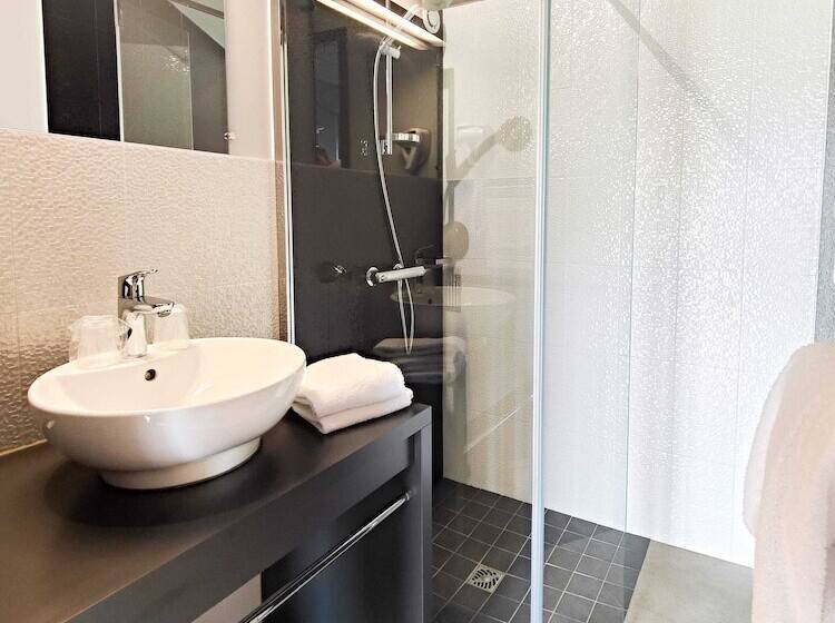 Отель Château De La Barbinière