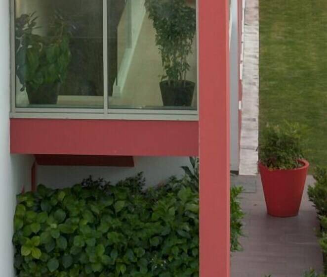 בית מלון כפרי Cluentum