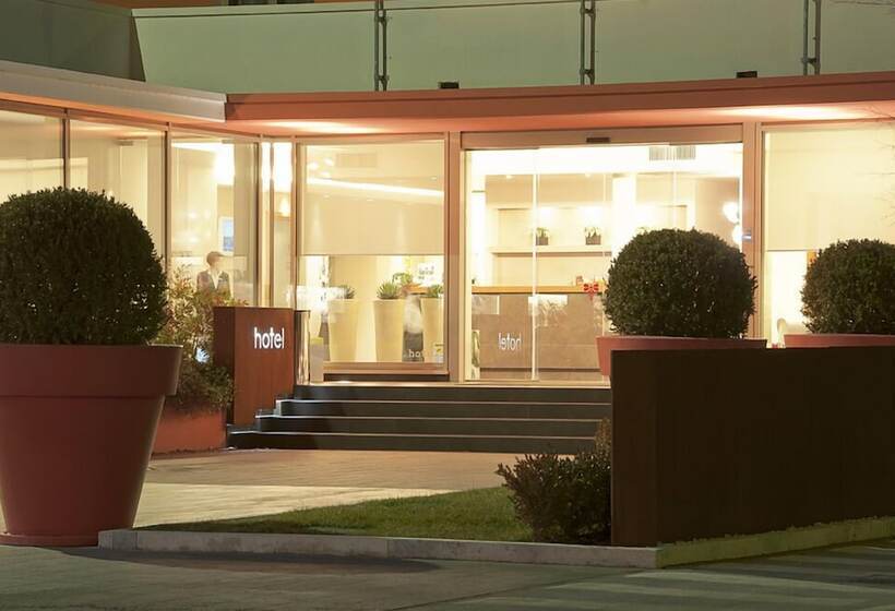 בית מלון כפרי Cluentum