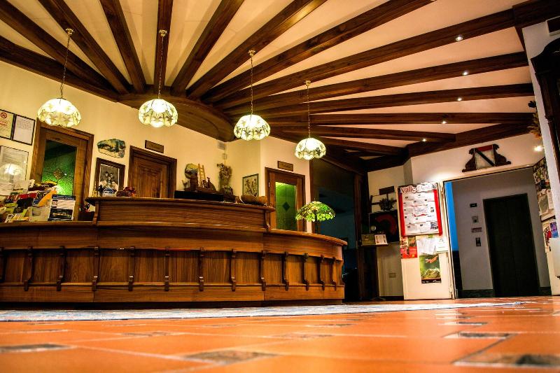 בית מלון כפרי Comtes De Challant Albergo Etico Valle D Aosta