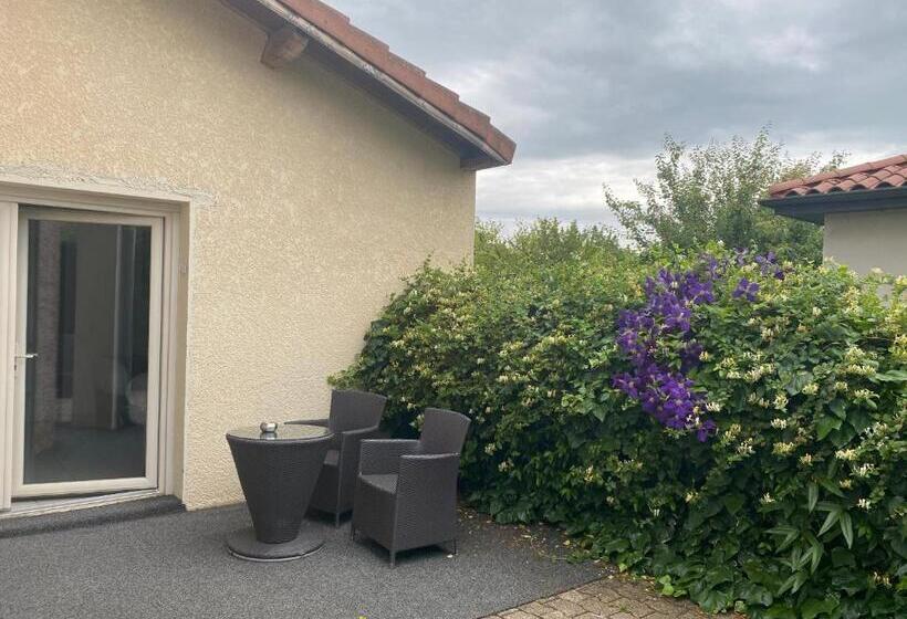 酒店 Contact Hôtels Les Pierres Dorées