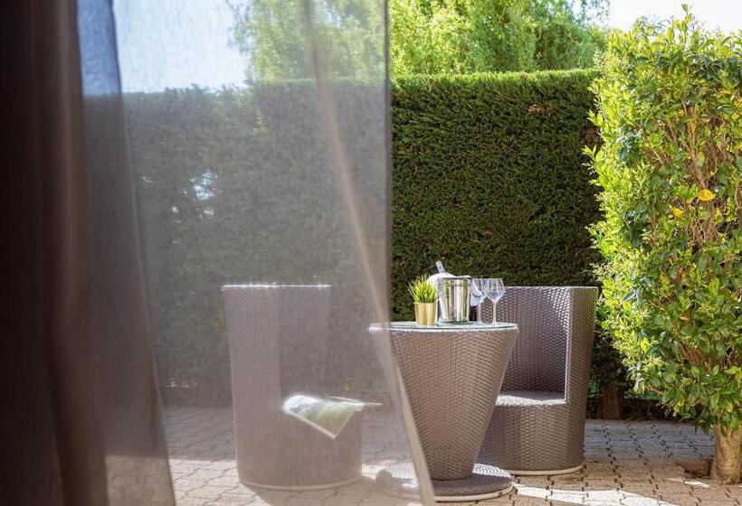 酒店 Contact Hôtels Les Pierres Dorées