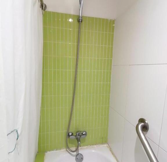 בית מלון כפרי Coral Reef