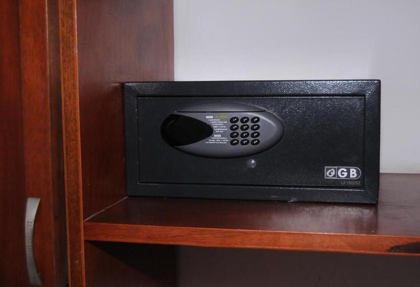 בית מלון כפרי Coral Reef