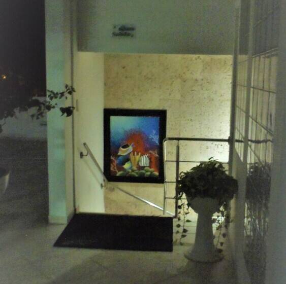 בית מלון כפרי Coral Reef