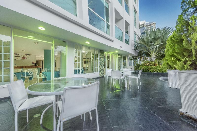 בית מלון כפרי Coral Reef