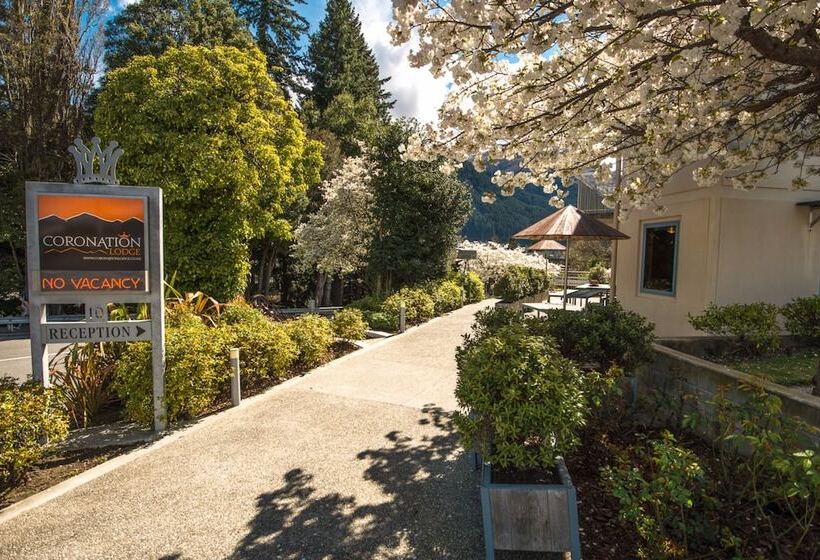 酒店 Coronation Lodge