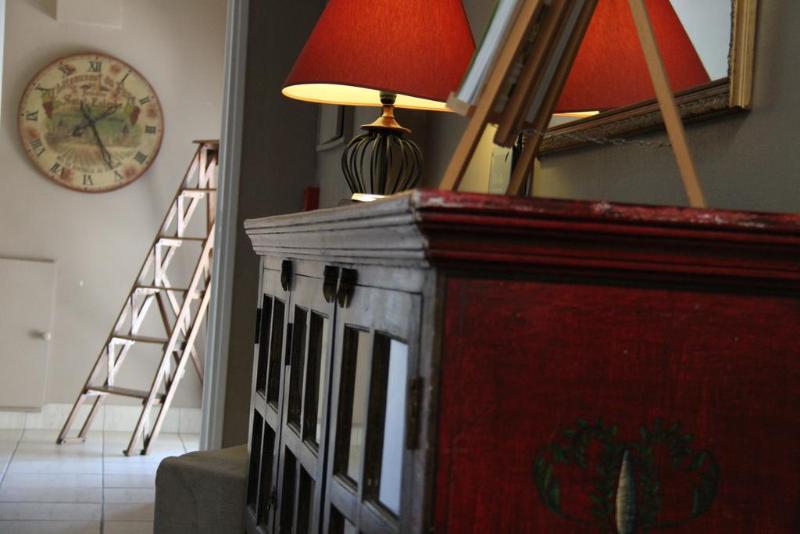 호텔 Logis Hôtel De La Chapelle