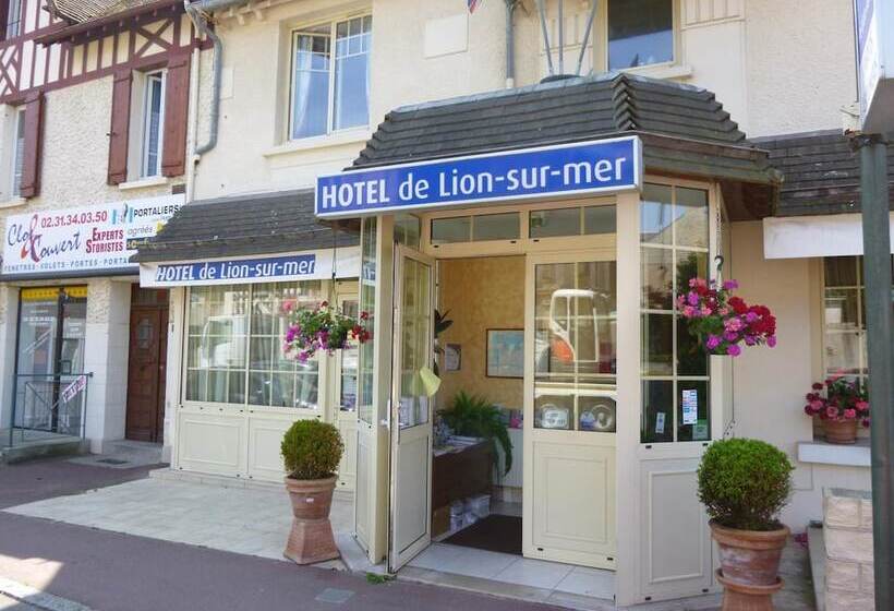 ホテル De Lion Sur Mer