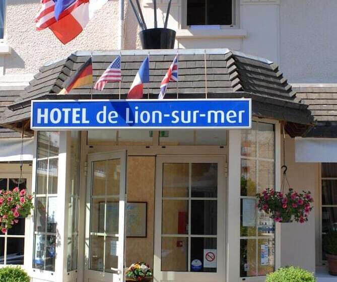 ホテル De Lion Sur Mer