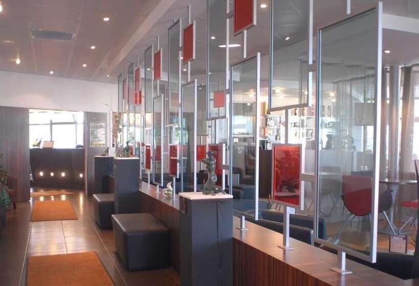 فندق De Loire Et Restaurant Les Bateliers