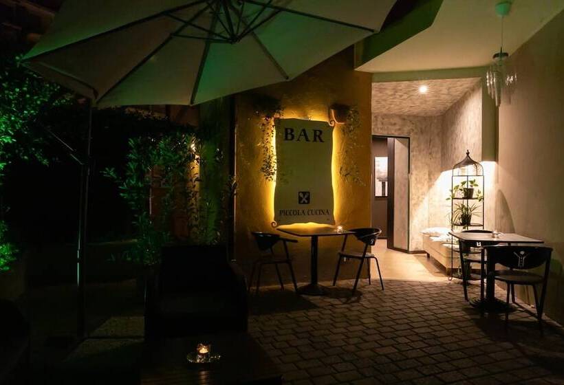 בית מלון כפרי Del Corso