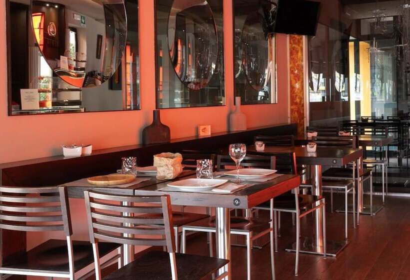 בית מלון כפרי Del Corso