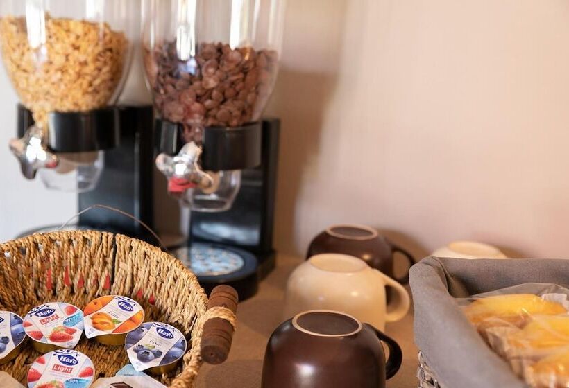 בית מלון כפרי Del Corso