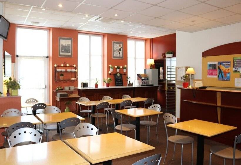 Отель Logis Hôtel Des Oliviers