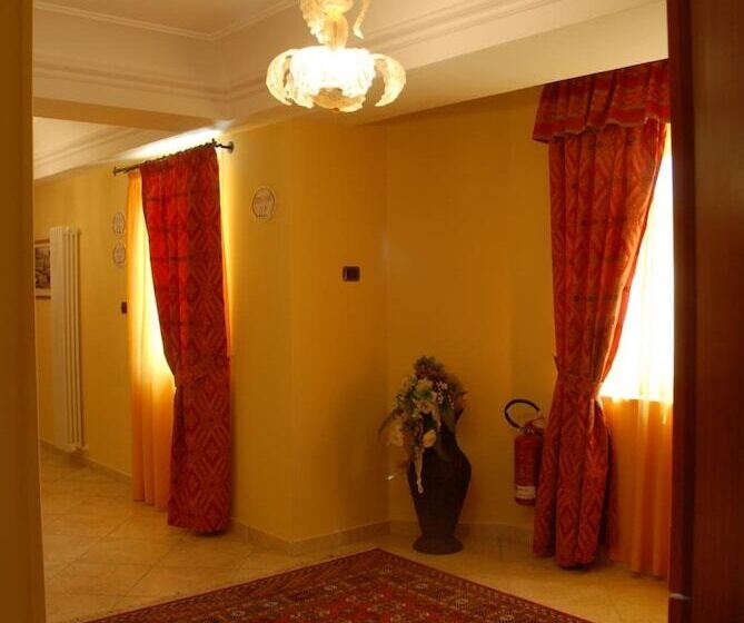 酒店 Duca Di Calabria