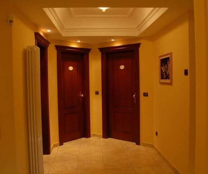 酒店 Duca Di Calabria